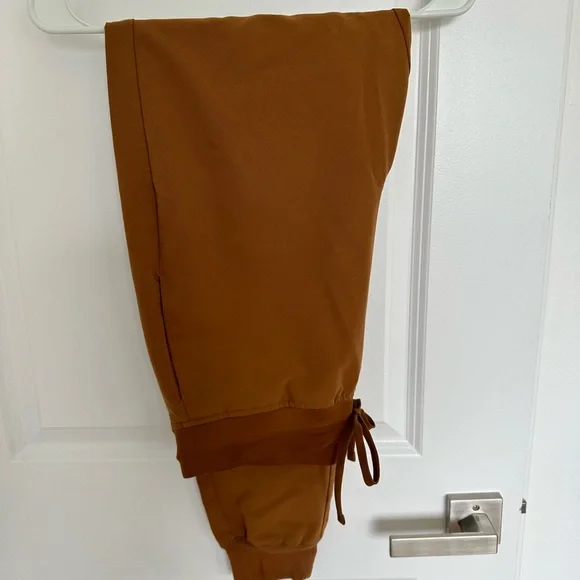 Mandala Scrub Set - Picture 3 of 3